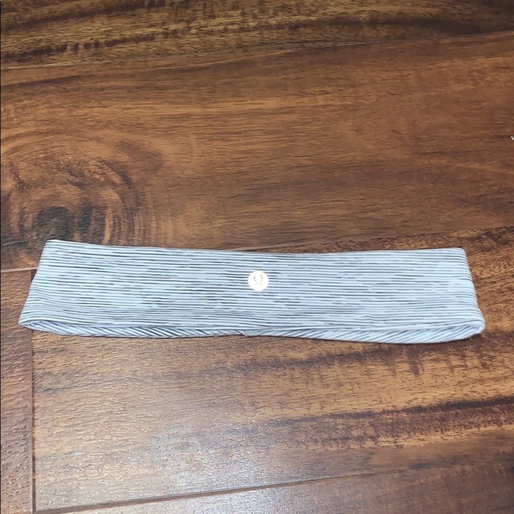 Lululemon headband bundle